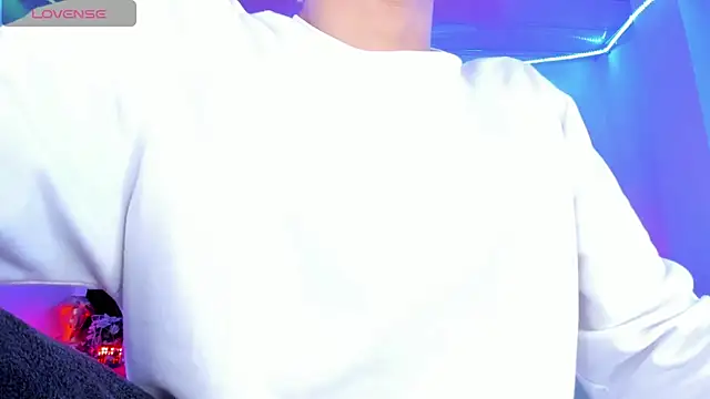 Ethan Boyy online show from March 28, 9:26 pm