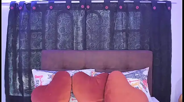 Snapshot of Ethan_Boyy chatting on January 20, 6:43 pm Ethan Boyy online show from January 20, 6:43 pm