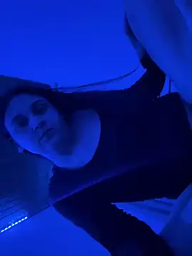 itsyourbabygwgw online show from April 20, 12:35 am