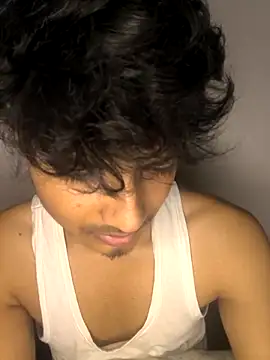 Snapshot of kaif_220 chatting on September 19, 7:35 pm kaif 220 online show from September 19, 7:35 pm