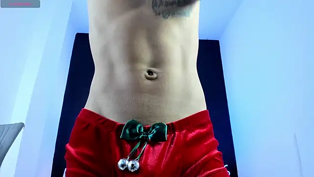 EthaanCox online show from December 14, 8:49 pm