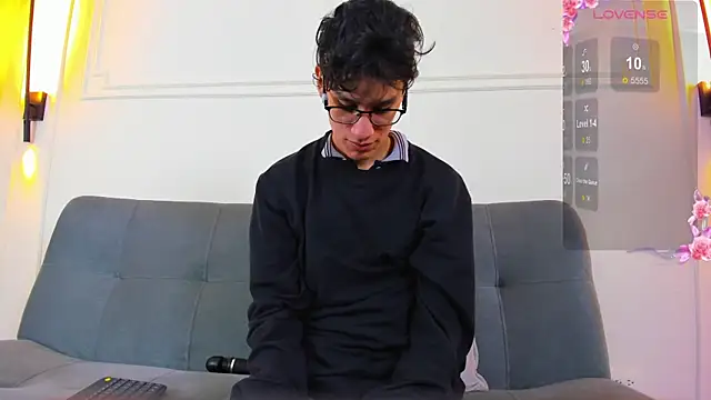 Cum hunters online show from April 7, 3:28 am