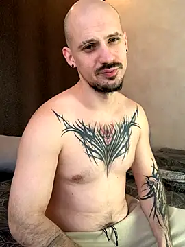 AssHunter4k online show from November 29, 9:33 am