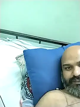 Snapshot of ajay240987 chatting on October 29, 7:17 pm ajay240987 online show from October 29, 7:17 pm