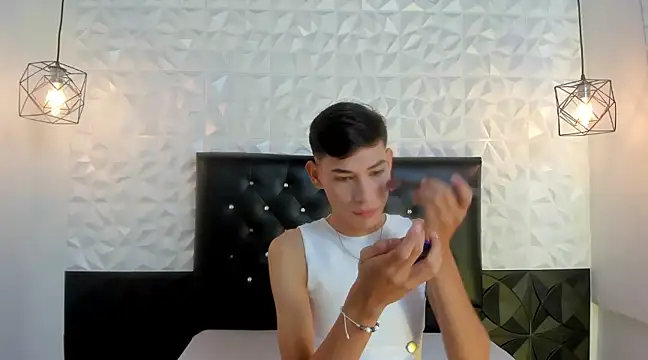 JackeOwens online show from March 6, 1:03 pm