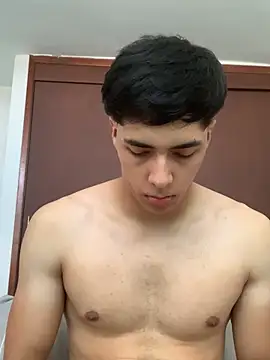 max ryderr online show from February 5, 9:18 pm