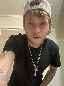 tommygunzz xxx online show from February 22, 2:17 am