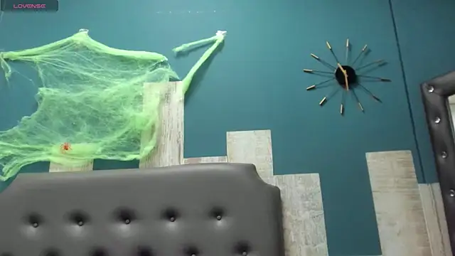 Frank Millers online show from October 22, 9:07 pm