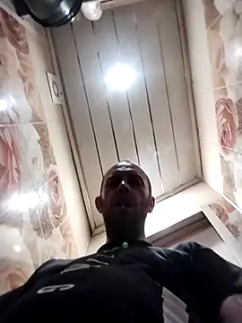 MaxDevilWhite online show from April 28, 3:11 am