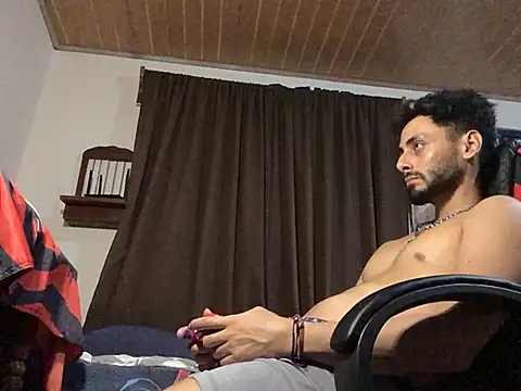 Nooneisthis online show from April 18, 6:48 am