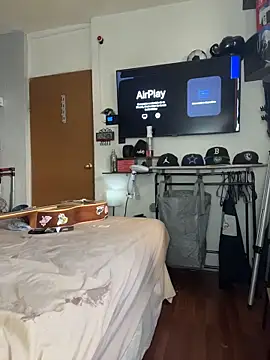 paullliliu online show from September 28, 11:47 pm