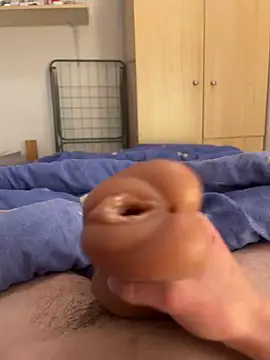 mangemoilabite1 online show from March 4, 5:13 pm