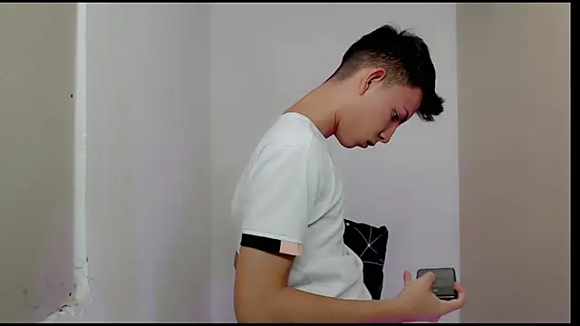 Alexxx lov online show from March 10, 12:28 pm