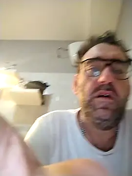 Snapshot of Hardasanut chatting on October 18, 4:39 am Hardasanut online show from October 18, 4:39 am