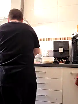 Usame como quieras online show from April 18, 10:16 am