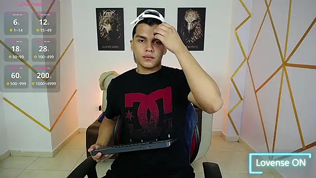 Dwayne Brown online show from February 8, 12:50 pm