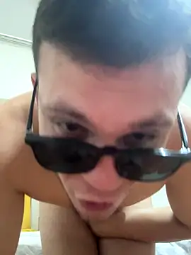 Snapshot of devilXAngel5 chatting on September 28, 11:36 pm devilXAngel5 online show from September 28, 11:36 pm