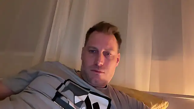 Christian87xxx online show from December 13, 11:44 pm