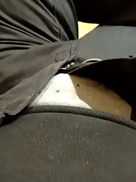 NAvoglia online show from April 3, 9:11 pm