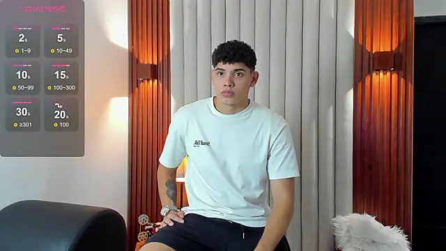 Justin mack online show from December 4, 7:21 pm