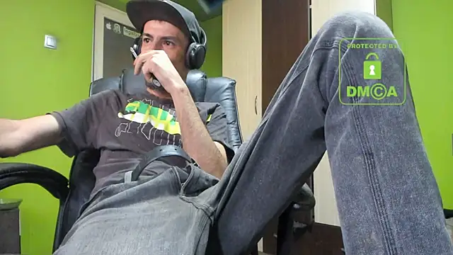 BigCumShoot online show from November 15, 7:54 am