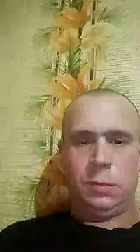 Snapshot of alex_brow_n chatting on January 31, 4:38 pm alex brow n online show from January 31, 4:38 pm