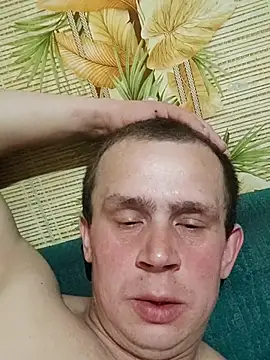 Snapshot of alex_brow_n chatting on March 19, 4:24 pm alex brow n online show from March 19, 4:24 pm