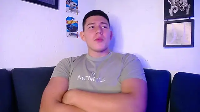 JamesCr  online show from December 23, 12:30 am