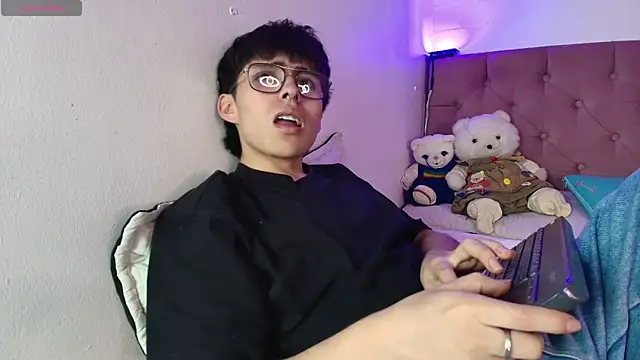 PepperTwink online show from October 24, 3:58 pm