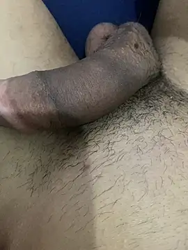 danielpg25 online show from February 16, 2:43 pm