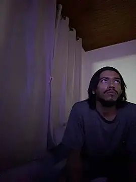 Mineirinho043 online show from March 5, 11:12 pm