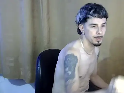 venusfranco 94 online show from April 20, 5:54 am