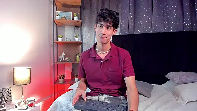 NovaaWheler online show from November 20, 10:41 pm