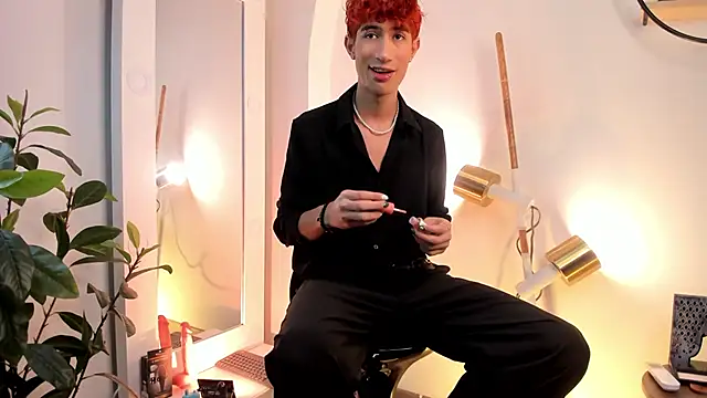 NovaaWheler online show from March 10, 5:00 am