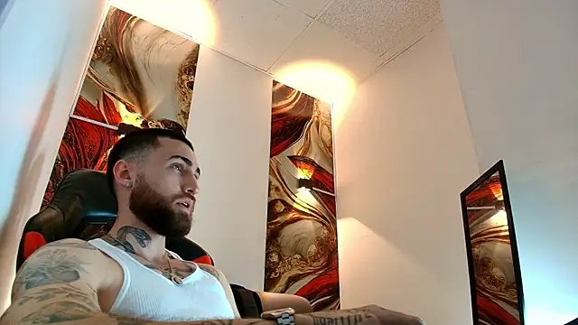 Luke davis01 online show from April 21, 1:06 pm