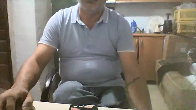 Snapshot of murat7888 chatting on October 3, 6:51 am murat7888 online show from October 3, 6:51 am