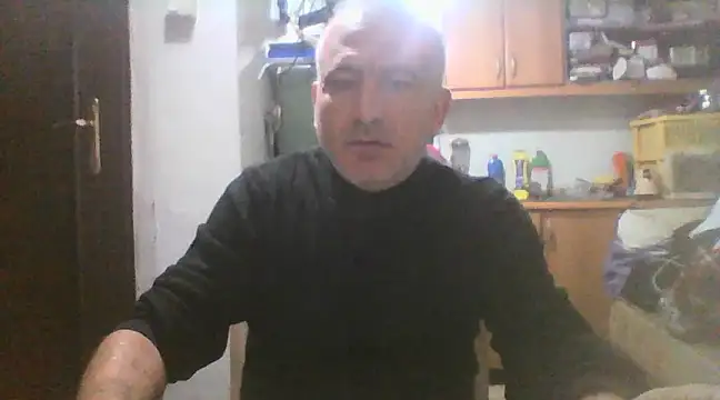 Snapshot of murat7888 chatting on February 10, 4:04 pm murat7888 online show from February 10, 4:04 pm