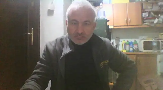Snapshot of murat7888 chatting on March 18, 3:56 am murat7888 online show from March 18, 3:56 am
