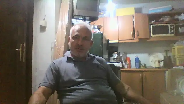 Snapshot of murat7888 chatting on September 12, 8:03 am murat7888 online show from September 12, 8:03 am