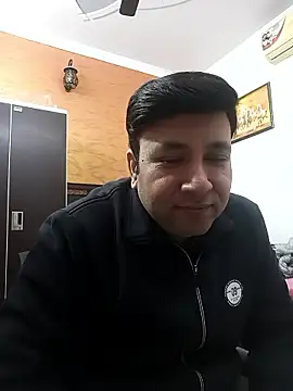 innocentboy1987 online show from January 16, 6:16 am