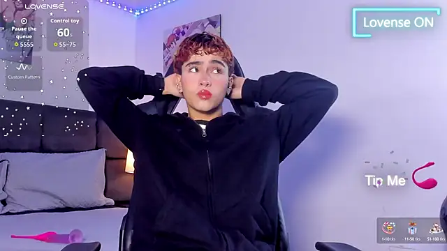 Aiiden 15 online show from September 22, 12:15 pm