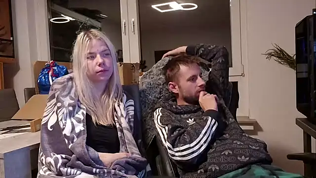 ademandjulia online show from January 18, 9:06 pm