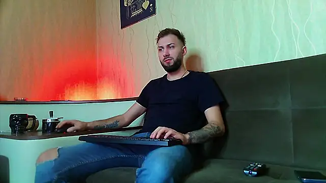 JamieNoxus online show from March 16, 10:00 am