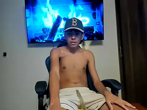 ian maik online show from April 21, 3:56 am