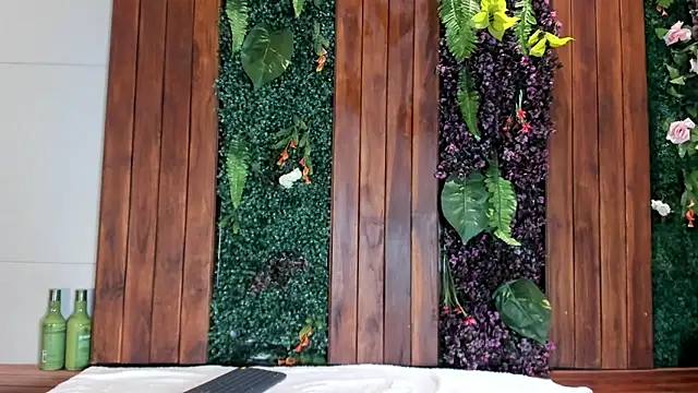 Georgina Palacios  online show from November 27, 4:27 am