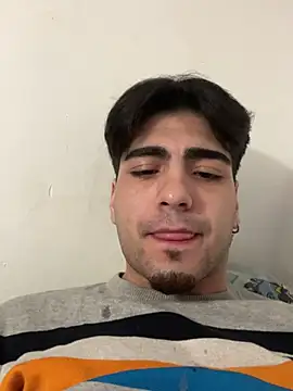 jovencitoboy21 online show from March 10, 10:24 pm