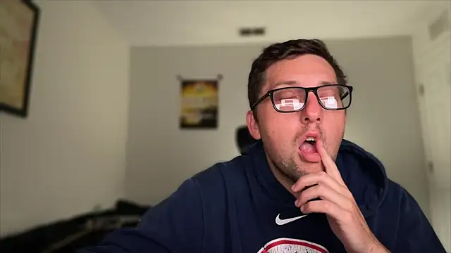 Milflover96 online show from October 13, 3:01 am