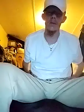 ReflectingAlly72 online show from February 15, 2:07 am