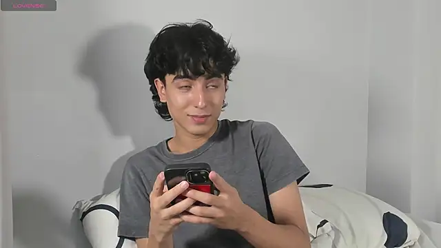 salvatore montt online show from February 11, 1:41 am