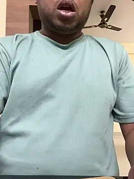 Kristi Uniq online show from February 11, 1:20 pm